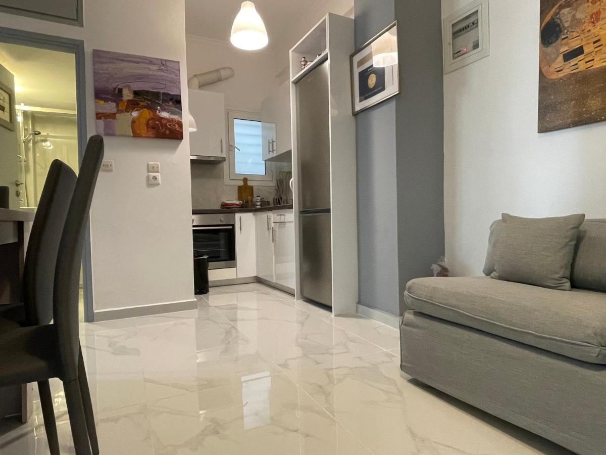Cosy Apartment In Glyfada Center Атина Екстериор снимка