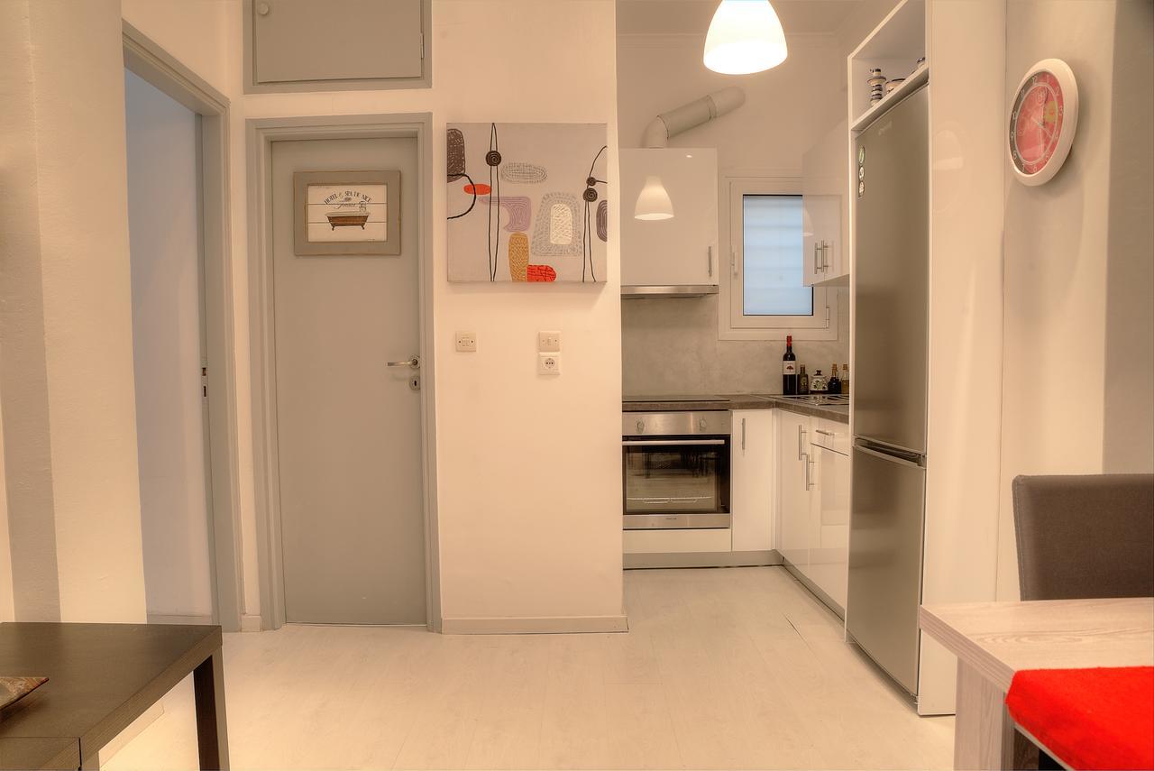 Cosy Apartment In Glyfada Center Атина Екстериор снимка