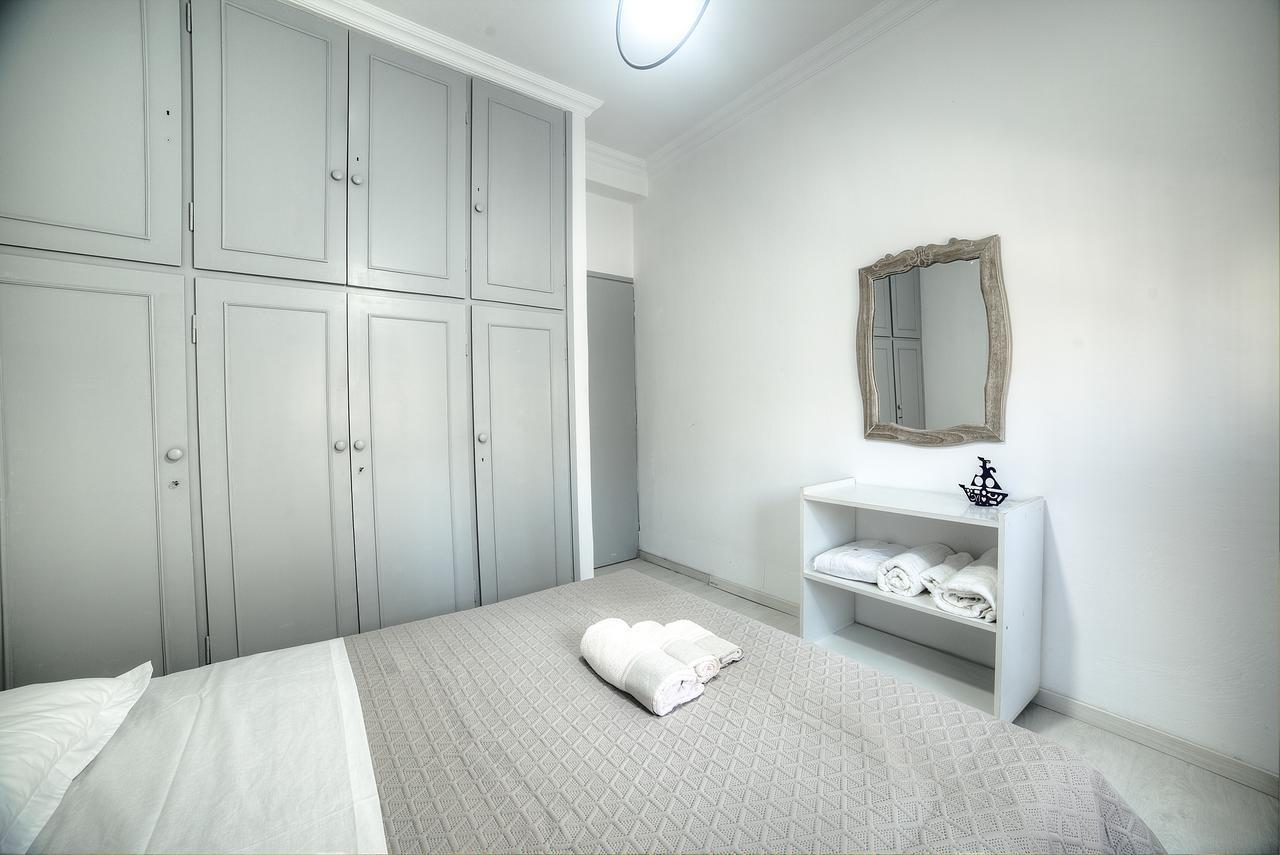 Cosy Apartment In Glyfada Center Атина Екстериор снимка