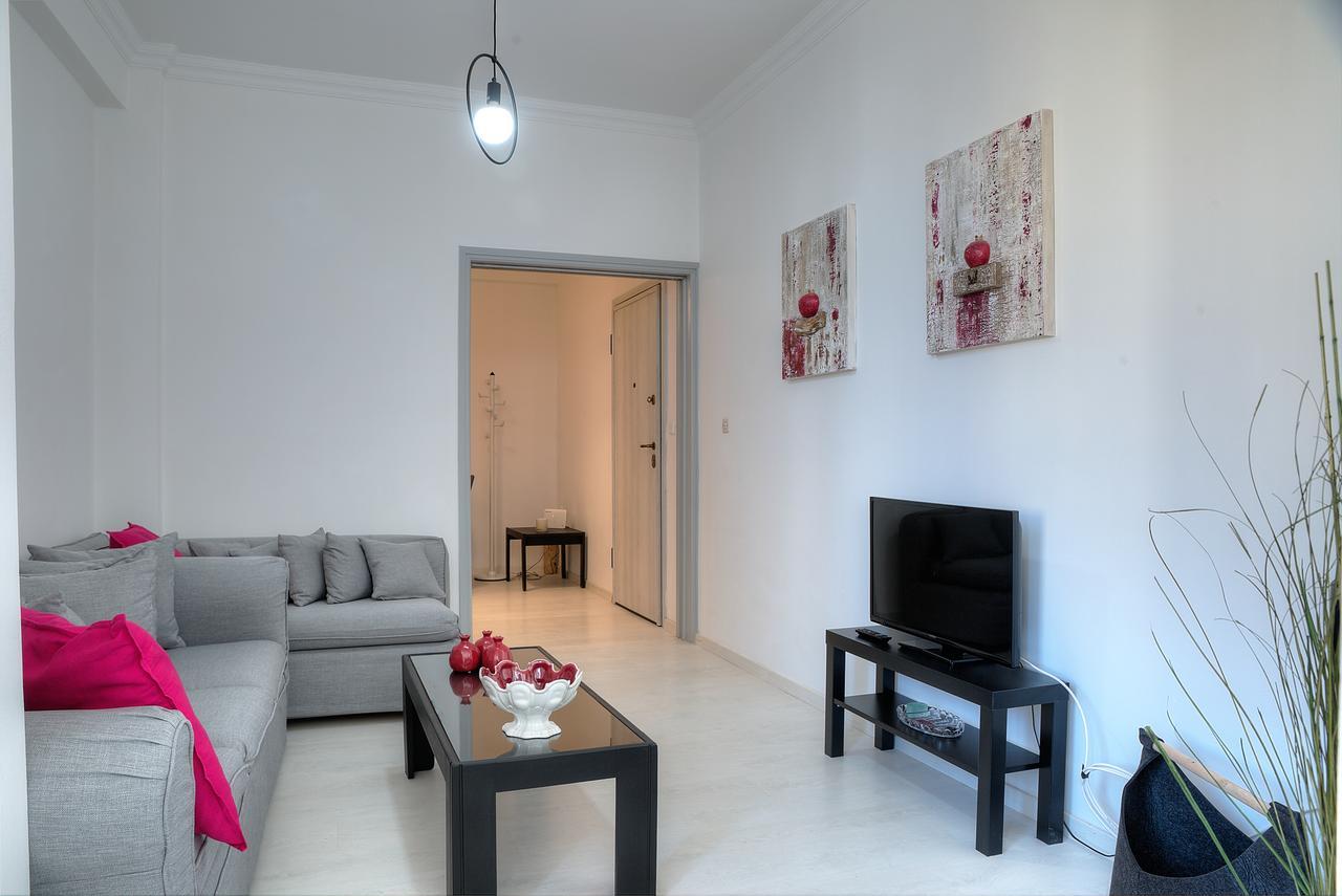 Cosy Apartment In Glyfada Center Атина Екстериор снимка