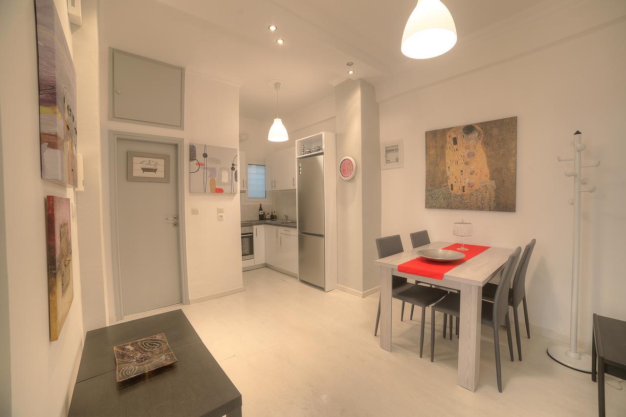 Cosy Apartment In Glyfada Center Атина Екстериор снимка