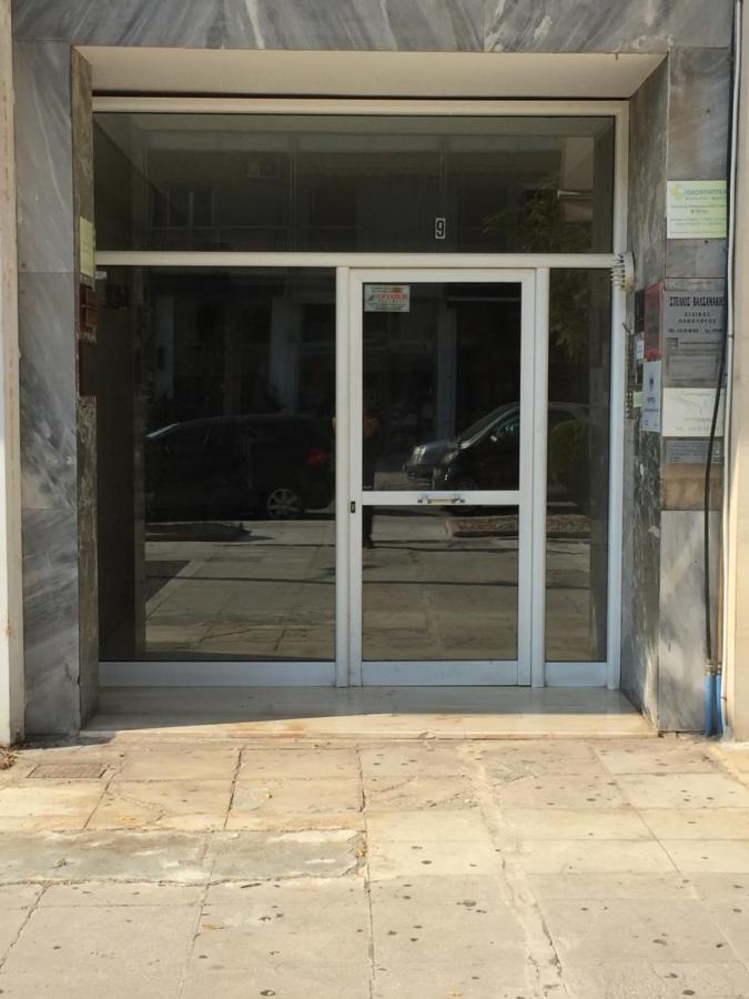 Cosy Apartment In Glyfada Center Атина Екстериор снимка